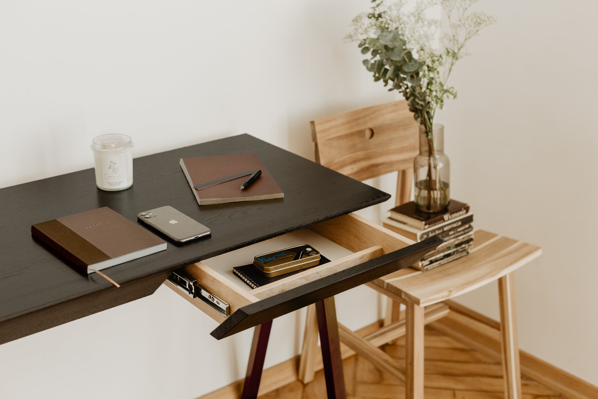 Biurko drewniane vogel rozmiar S 100x50 cm Black Oak/Russet - lakier