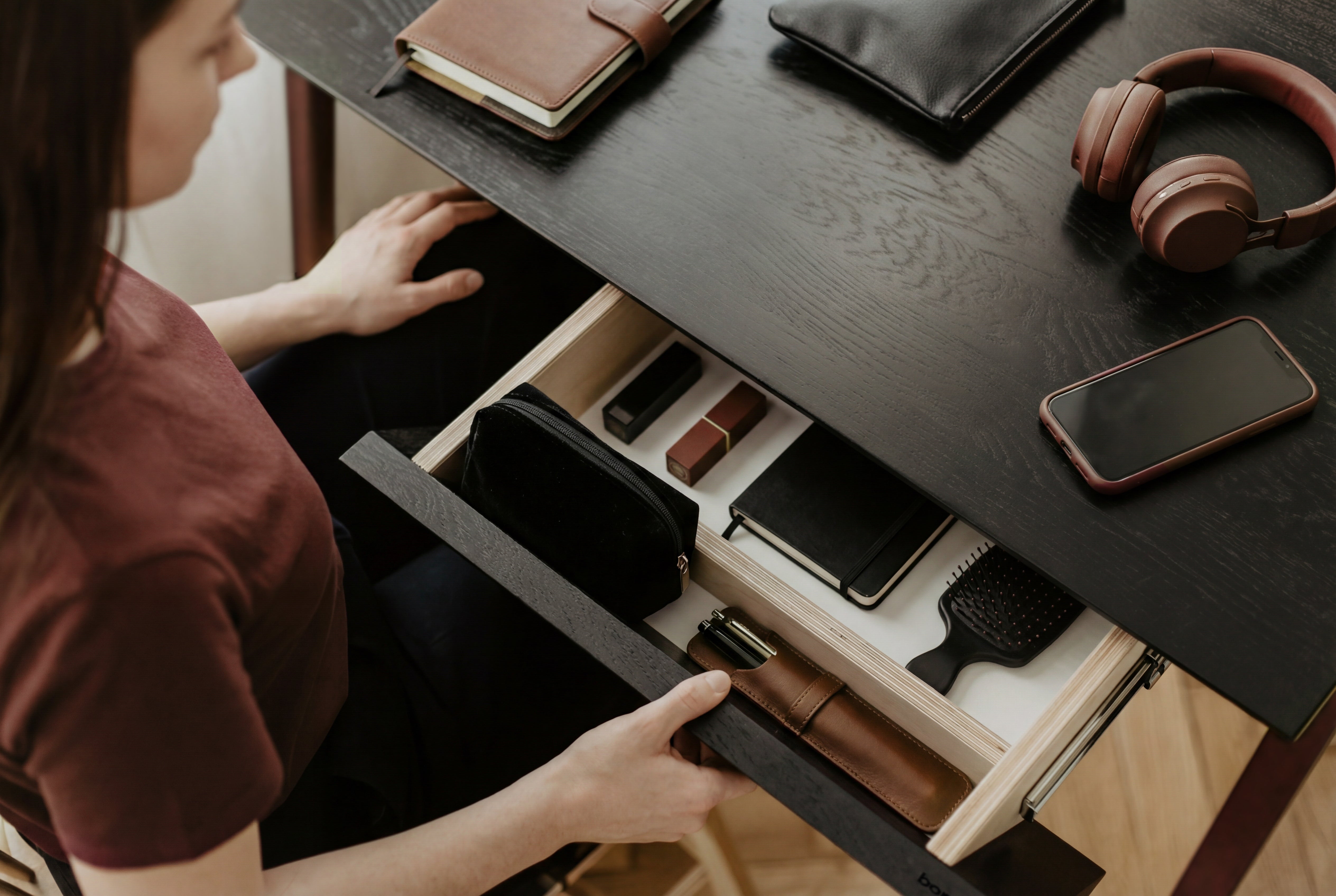 Biurko drewniane vogel rozmiar S 100x50 cm Black Oak/Russet - lakier